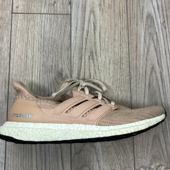 light pink adidas ultraboost - Picture 2 of 7